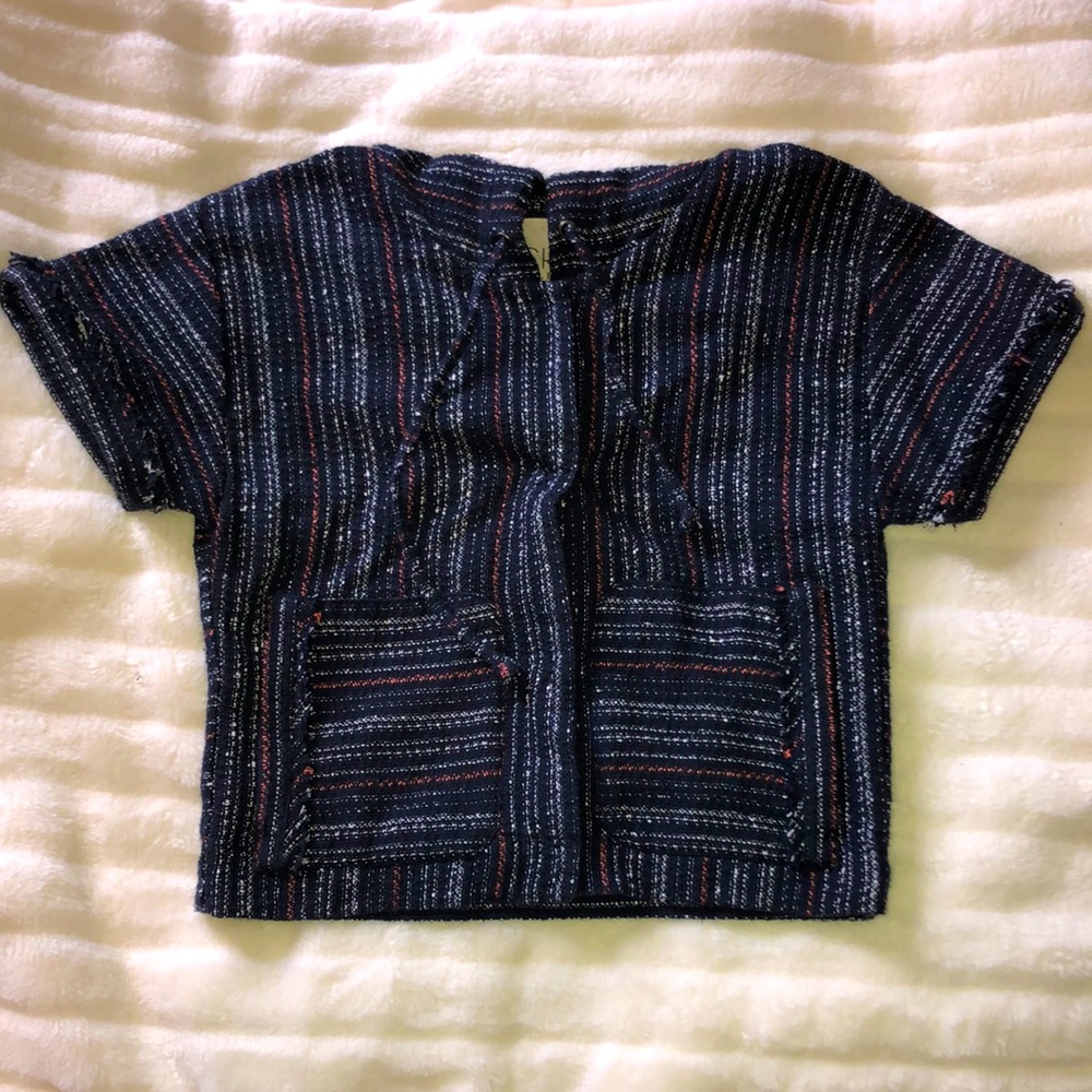 Rachel Roy hooded short sleeve button up baja style pull over